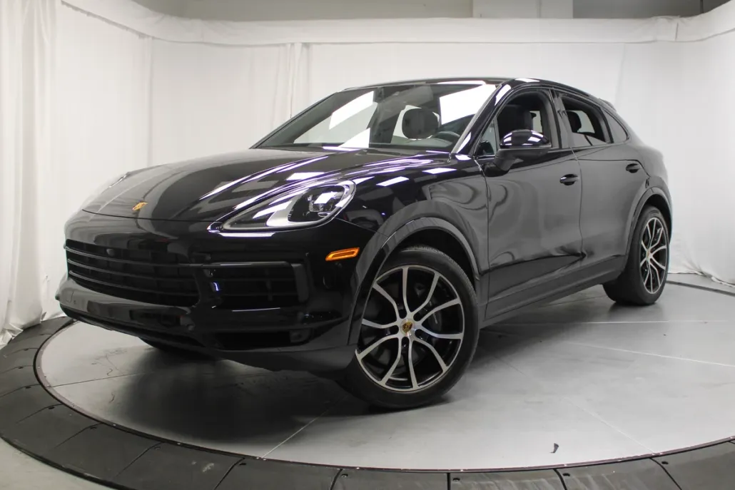 2022 Porsche Cayenne Coupe photo 1