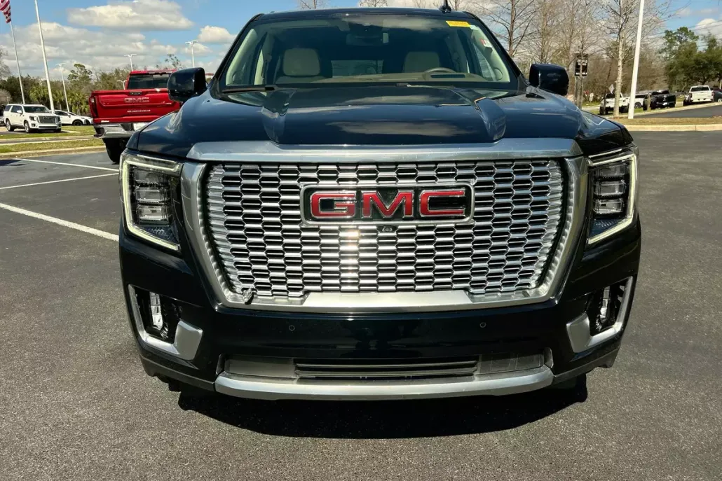 2024 Gmc Yukon Denali XL photo 1