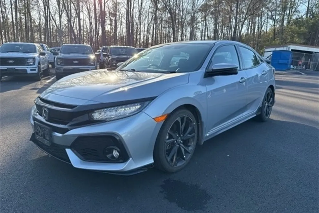 2019 Honda Civic Sport Touring Hatchback photo 1