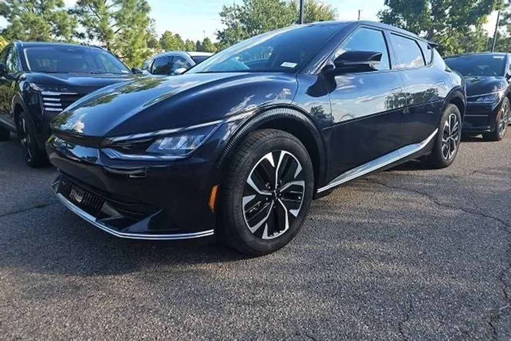 2024 Kia EV6 Light Wind photo 1