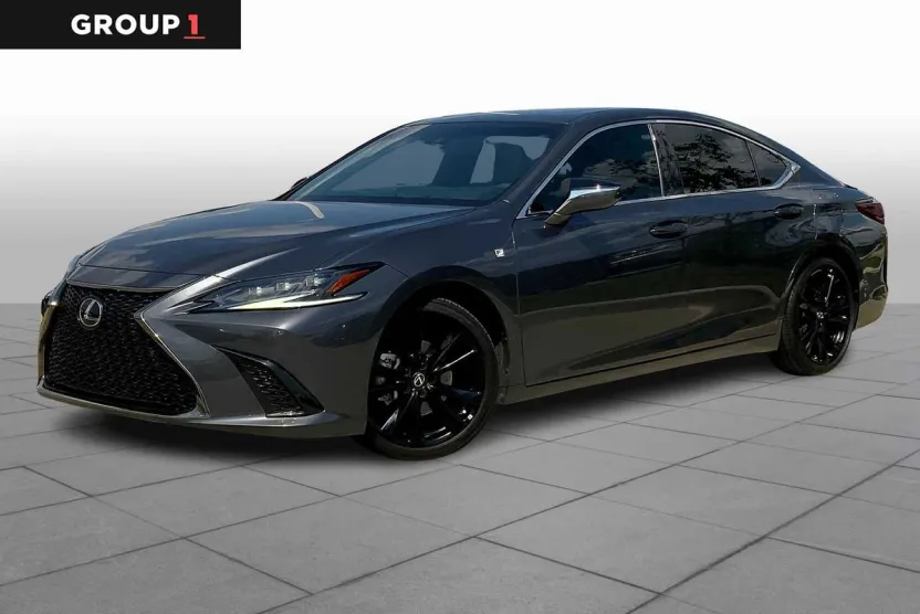 2022 Lexus ES F SPORT Handling photo 1