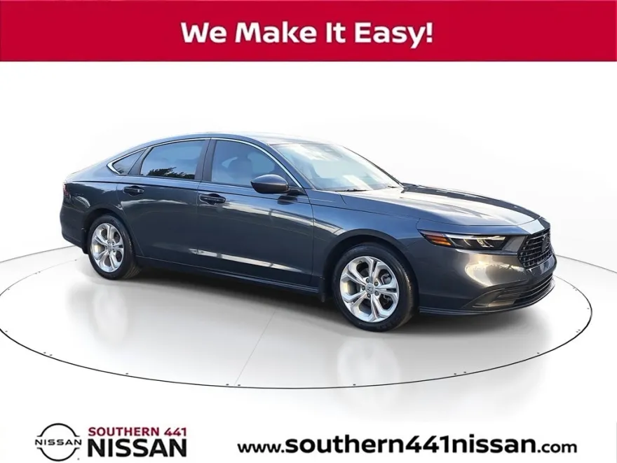 2023 Honda Accord LX photo 1