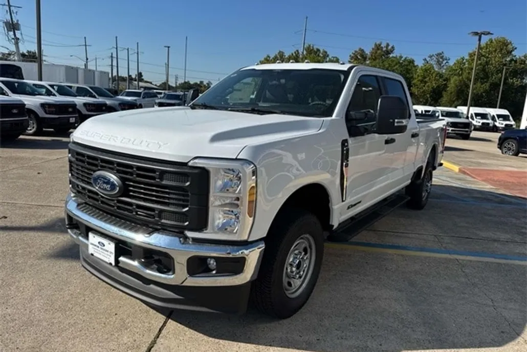 2026 Ford F-250 photo 1