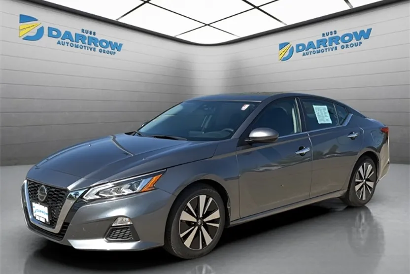 2022 Nissan Altima 2.5 SV photo 1