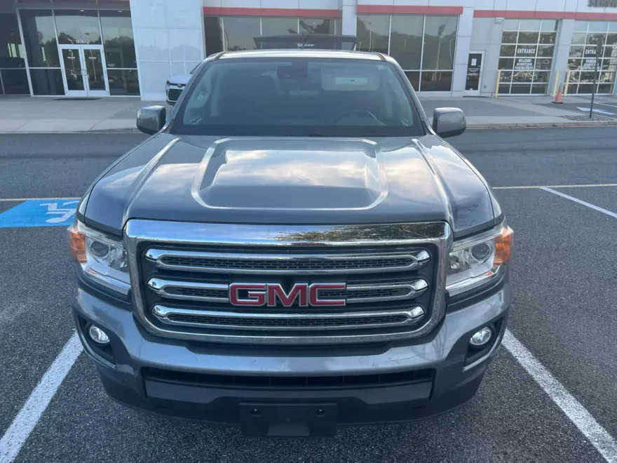 2020 Gmc Canyon SLE photo 1