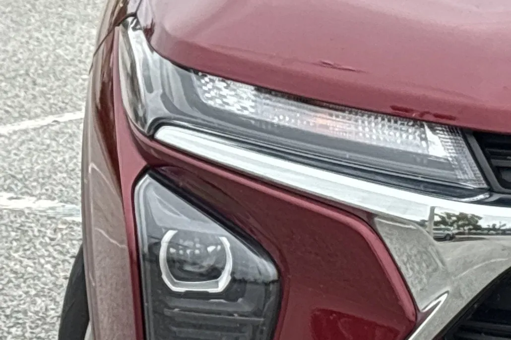 2024 Chevrolet Trax LS photo 1