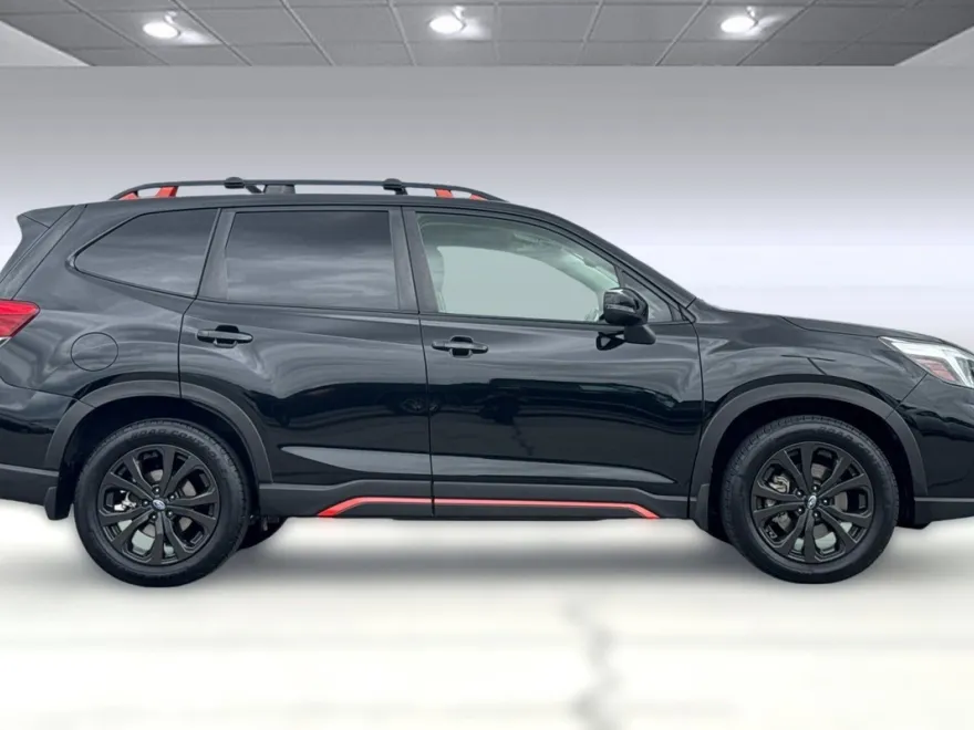 2021 Subaru Forester Sport photo 1