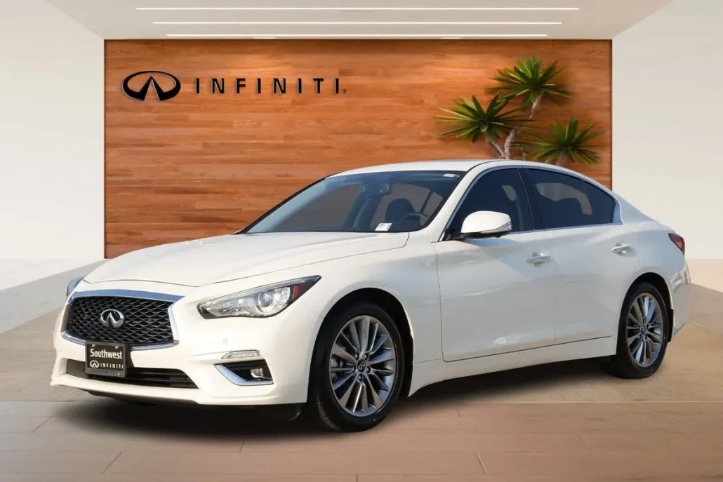 2024 Infiniti Q50 LUXE AWD photo 1