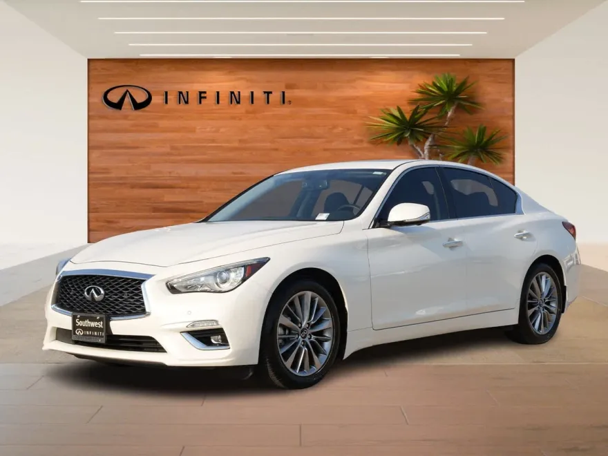 2024 Infiniti Q50 LUXE AWD photo 1