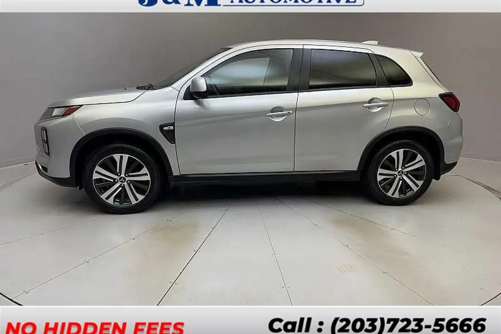 2022 Mitsubishi Outlander Sport ES photo 1