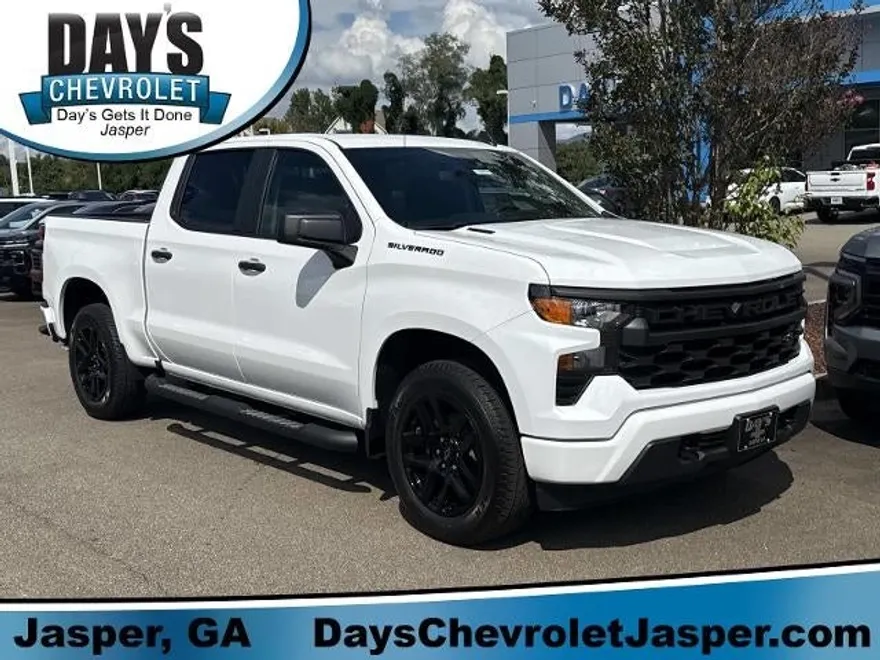 2026 Chevrolet Silverado 1500 Custom photo 1