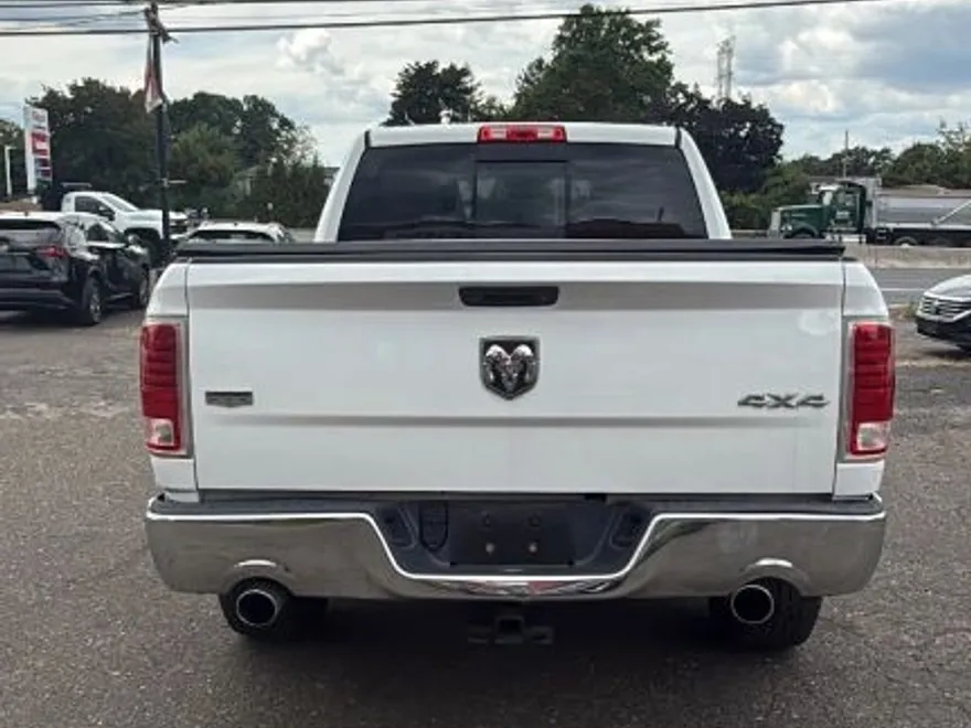 2014 Ram 1500 Laramie photo 1