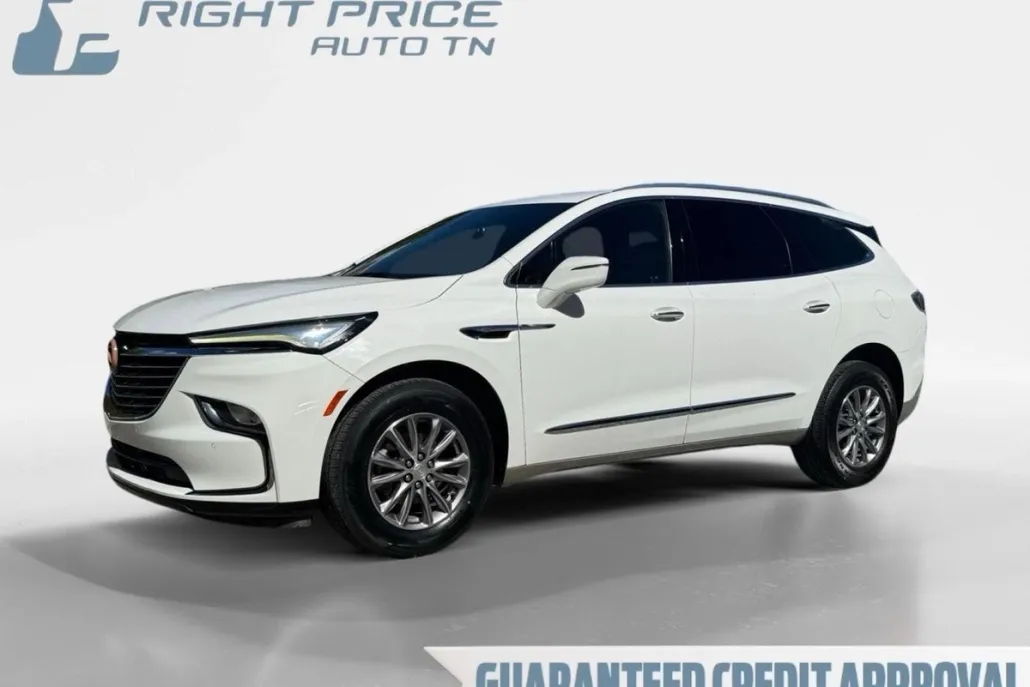2022 Buick Enclave Essence photo 1