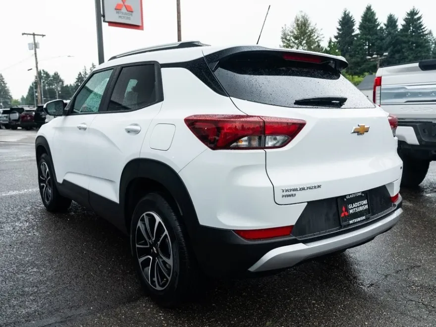 2025 Chevrolet Trailblazer LT photo 1