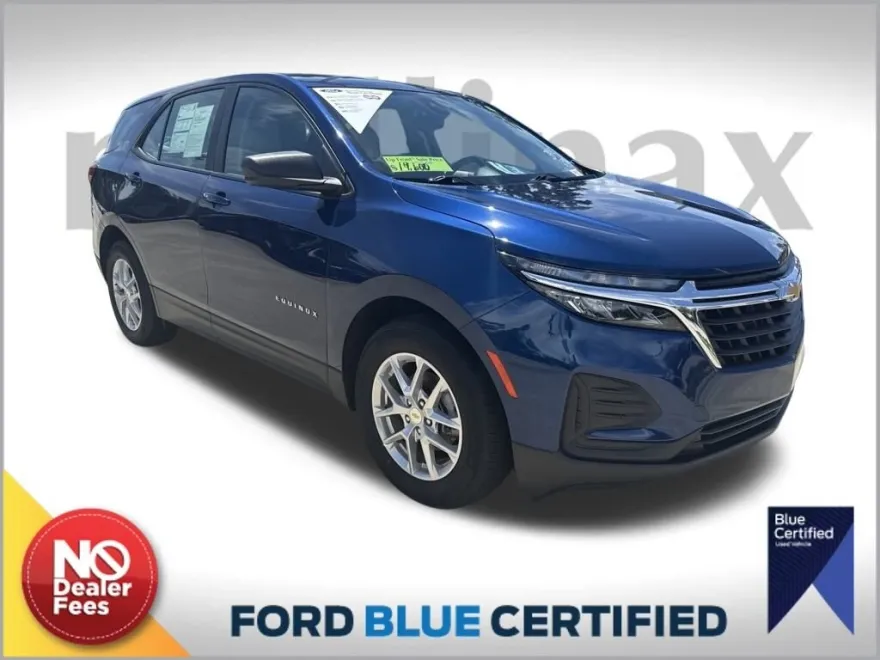 2022 Chevrolet Equinox LS photo 1