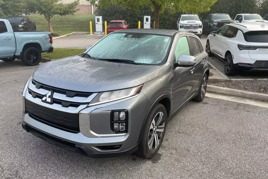 2024 Mitsubishi Outlander Sport S photo 1