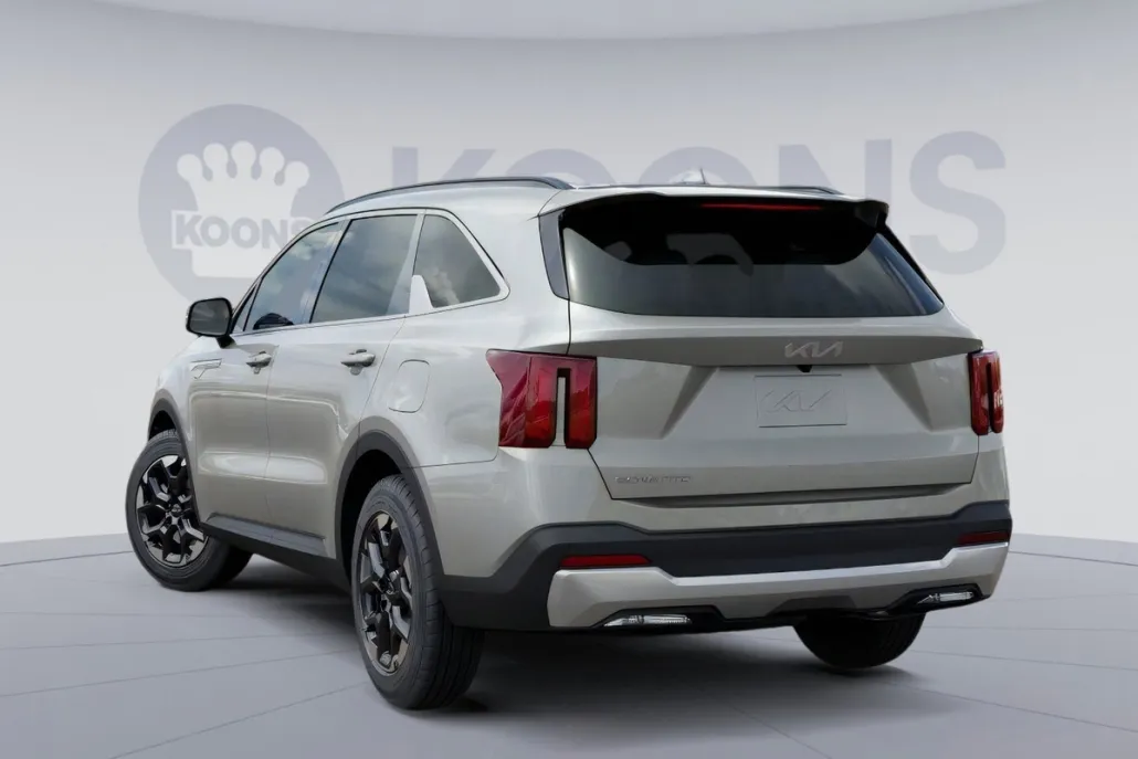 2026 Kia Sorento S photo 1