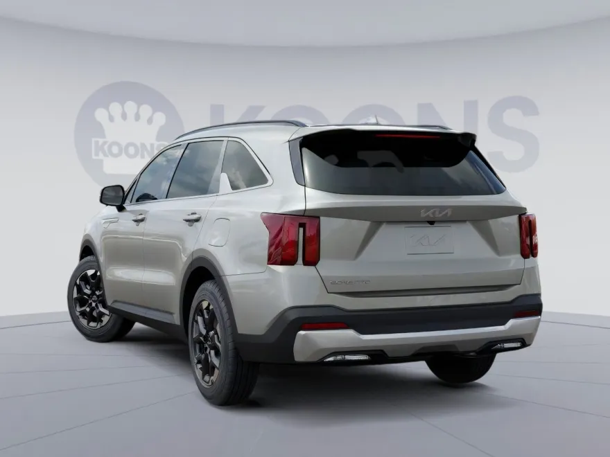 2026 Kia Sorento S photo 1