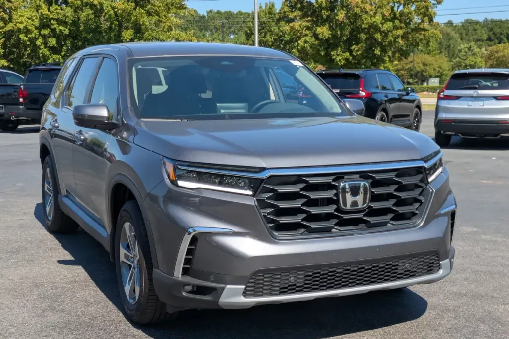 2025 Honda Pilot EX-L photo 1