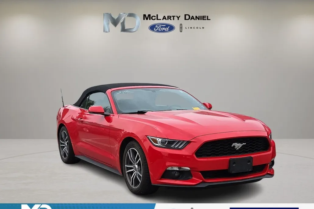 2017 Ford Mustang EcoBoost Premium photo 1