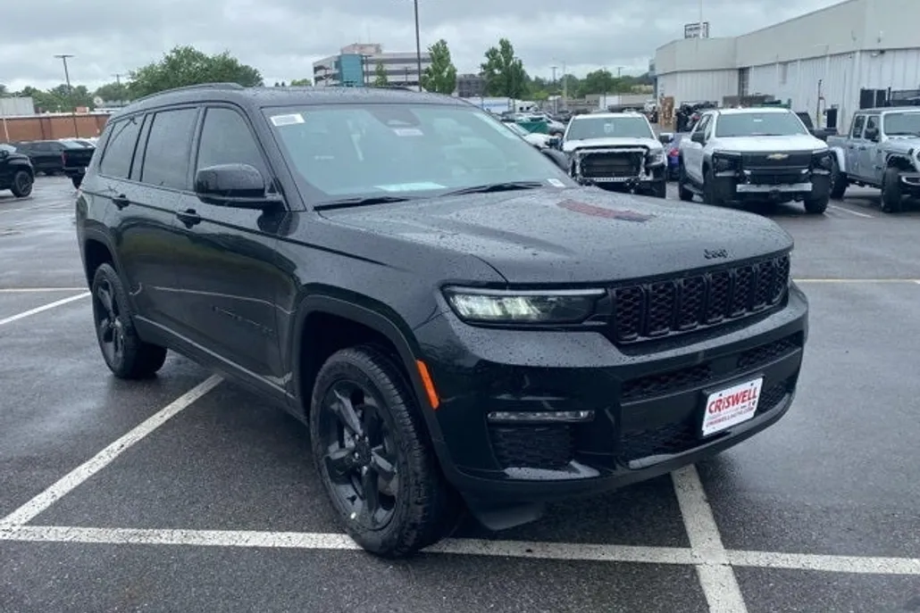 2025 Jeep Grand Cherokee Limited photo 1