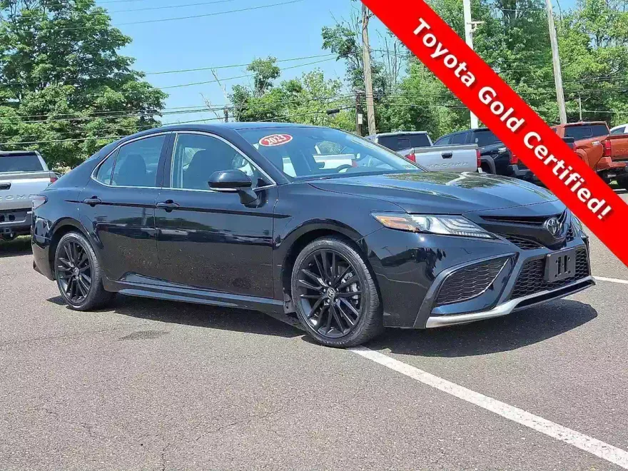 2023 Toyota Camry XSE photo 1
