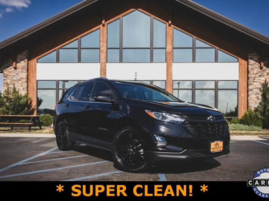 2020 Chevrolet Equinox LT photo 1