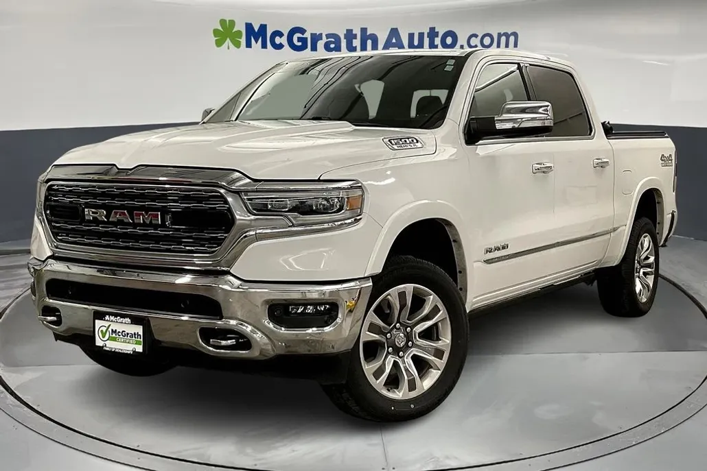 2022 Ram 1500 Limited photo 1