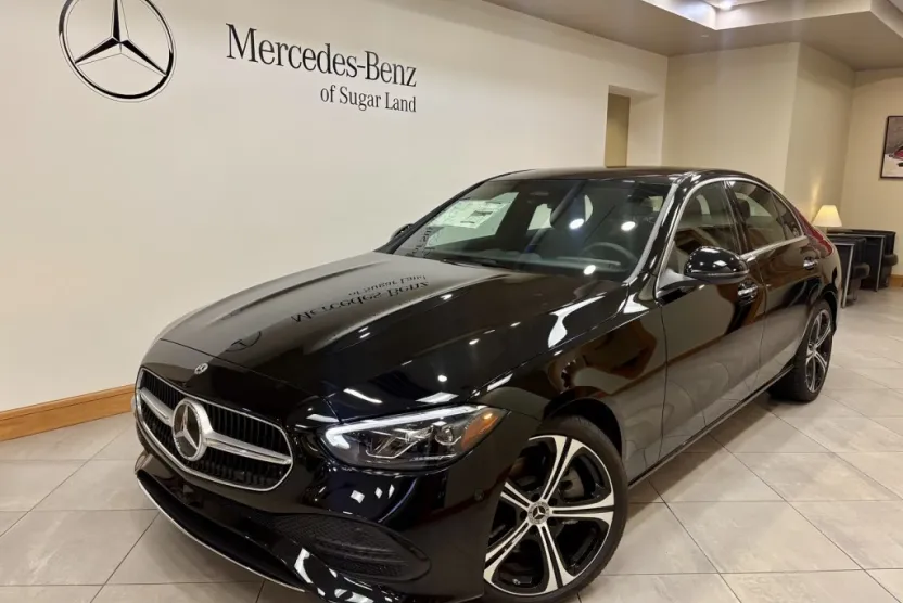 2025 Mercedes Benz C 300 photo 1