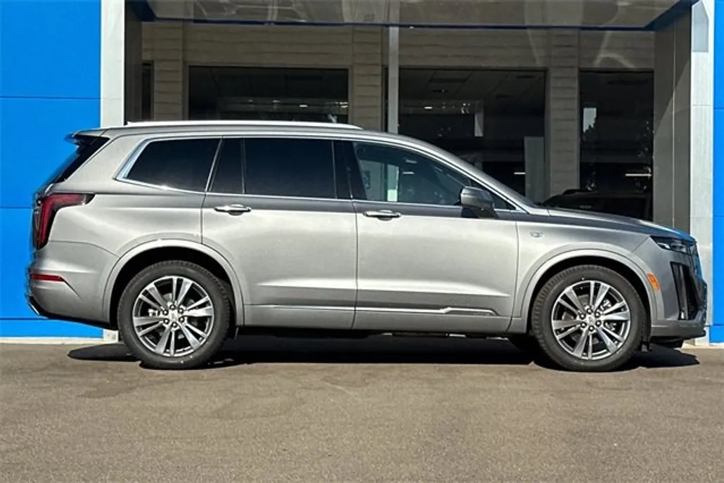 2024 Cadillac XT6 Premium Luxury photo 1