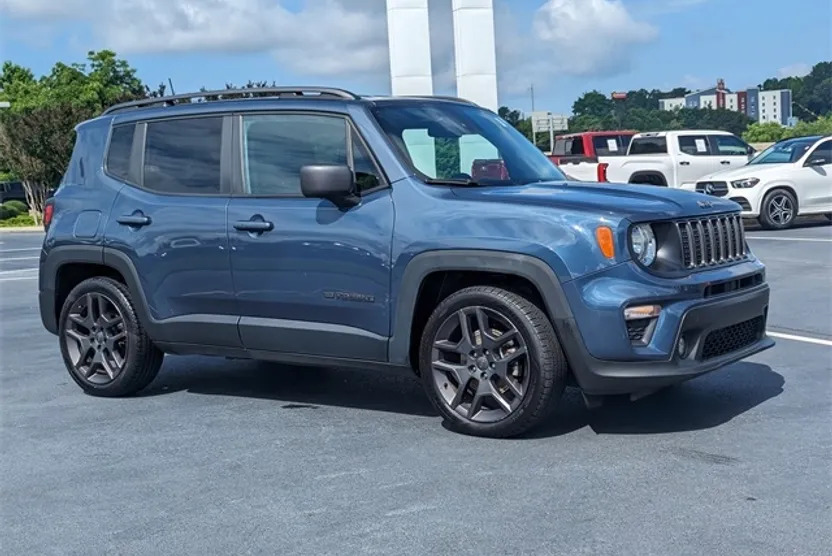 2021 Jeep Renegade Latitude photo 1