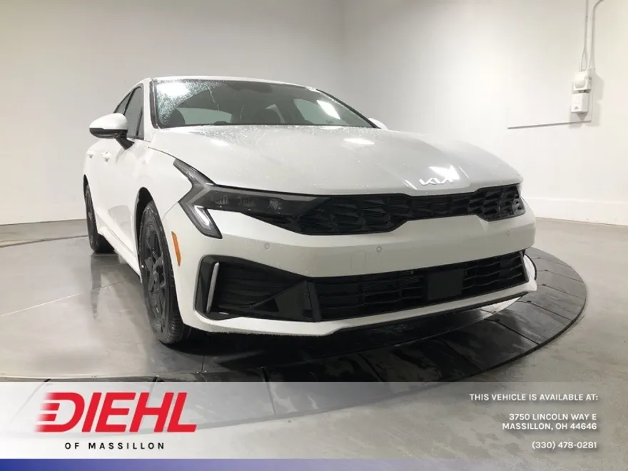 2025 Kia K5 LXS photo 1