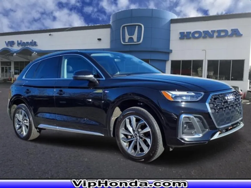 2023 Audi Q5 S line Premium Plus photo 1