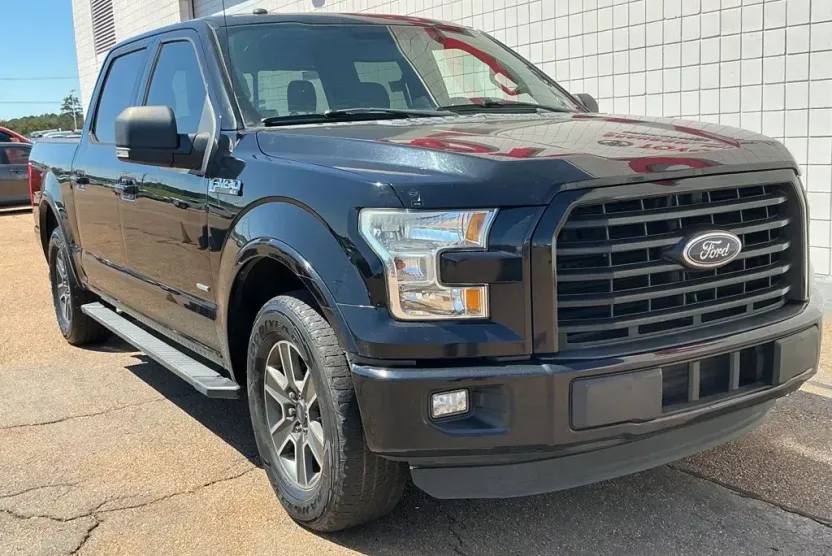 2016 Ford F-150 XLT photo 1
