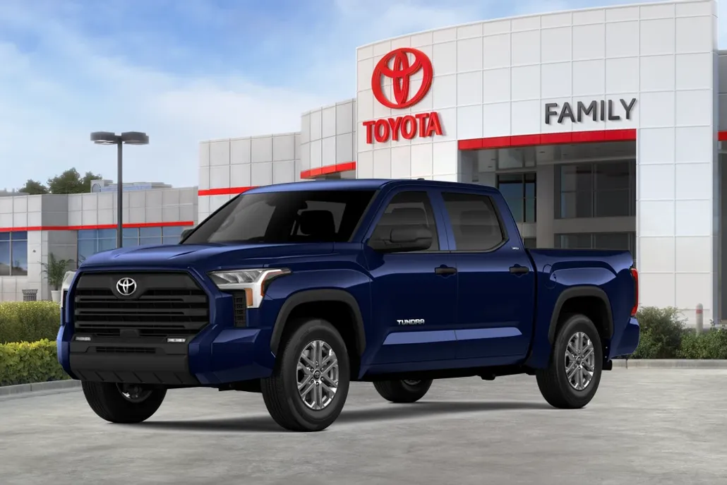 2026 Toyota Tundra SR5 CrewMax photo 1