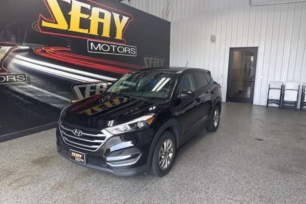 2017 Hyundai Tucson SE photo 1