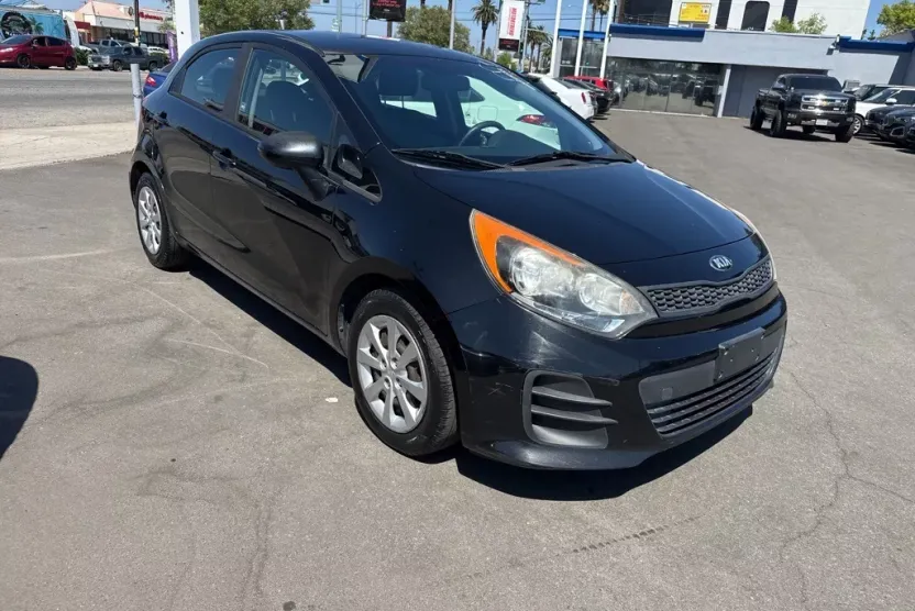 2017 Kia Rio LX photo 1