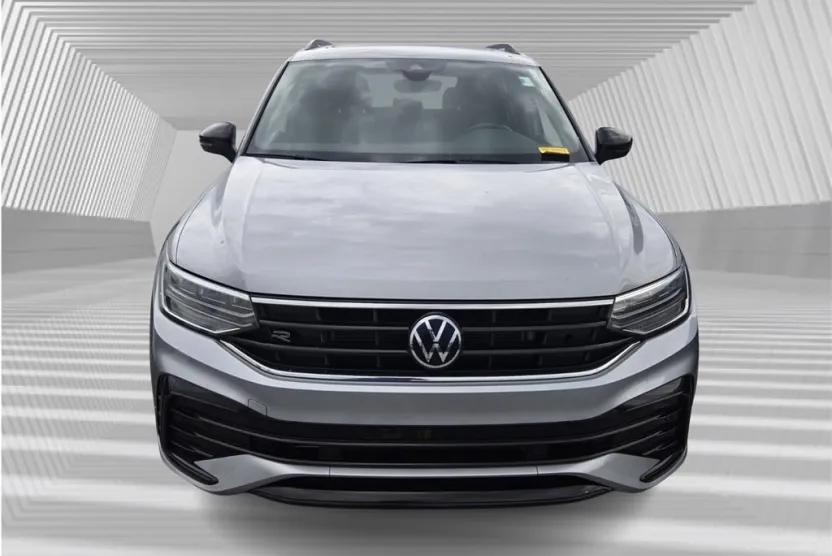 2023 Volkswagen Tiguan SE R-Line Black photo 1