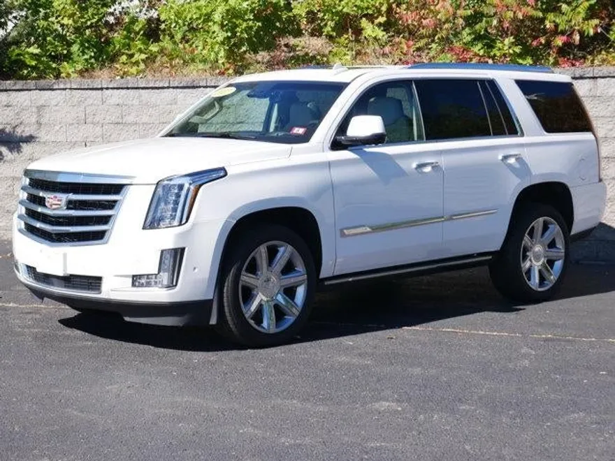 2017 Cadillac Escalade Premium Luxury photo 1