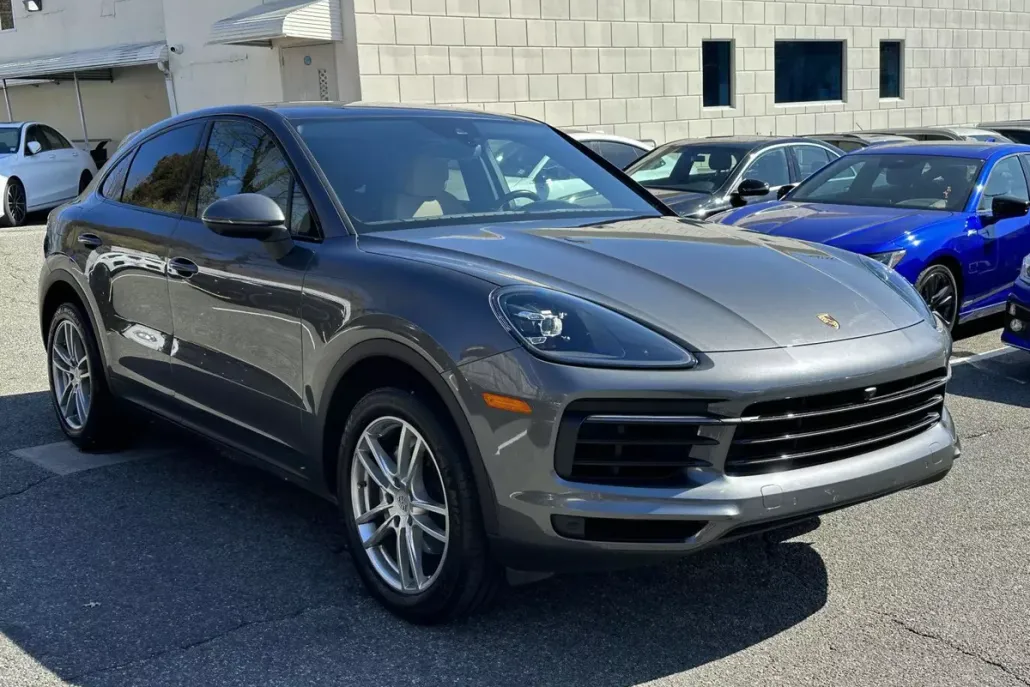 2020 Porsche Cayenne Coupe photo 1