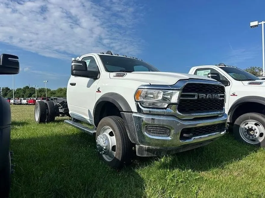 2024 Ram 5500 Tradesman photo 1