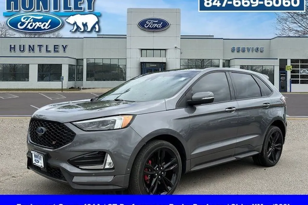 2022 Ford Edge ST photo 1