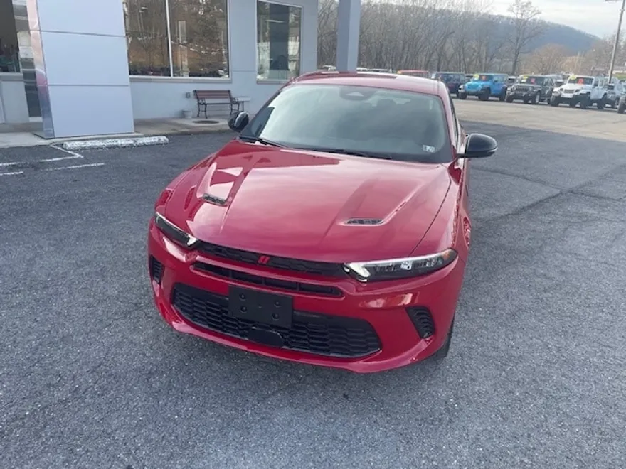 2024 Dodge Hornet R/T photo 1