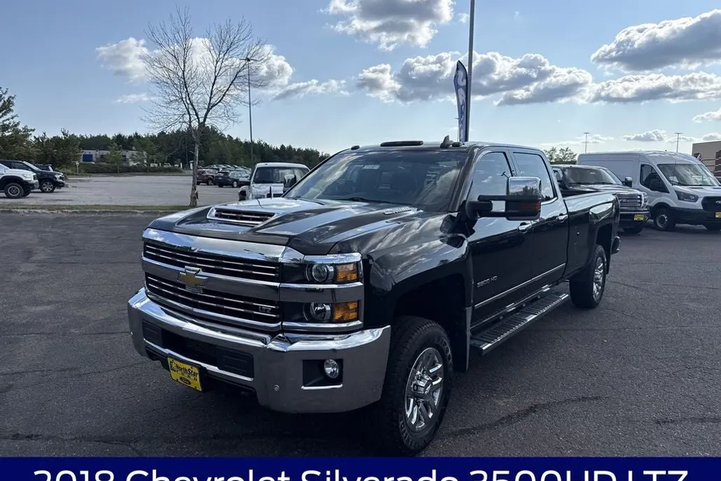 2018 Chevrolet Silverado 3500HD LTZ photo 1