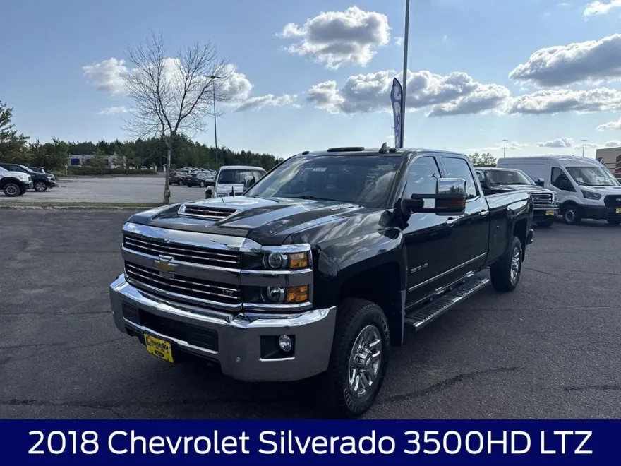 2018 Chevrolet Silverado 3500HD LTZ photo 1