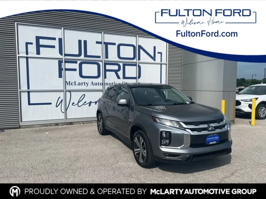 2024 Mitsubishi Outlander Sport ES photo 1