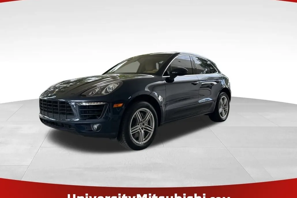 2015 Porsche Macan S photo 1