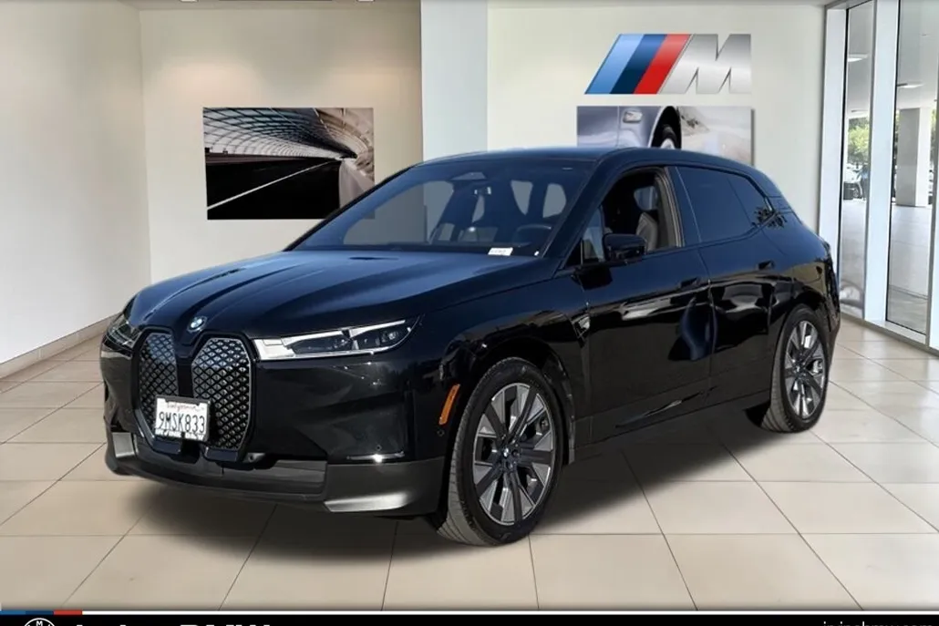 2025 Bmw iX photo 1