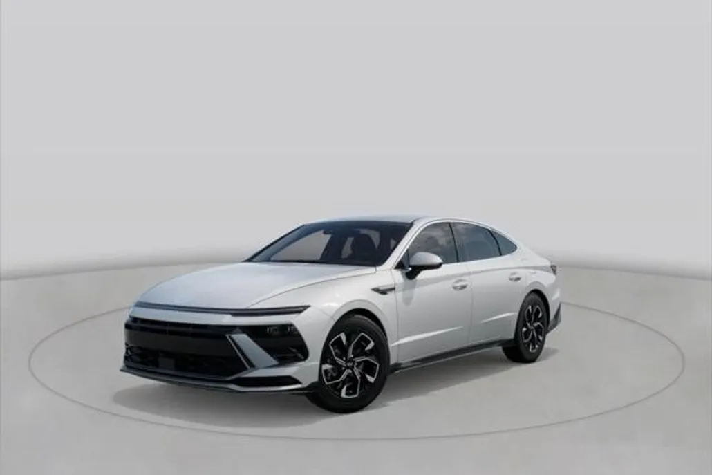 2025 Hyundai Sonata SEL photo 1