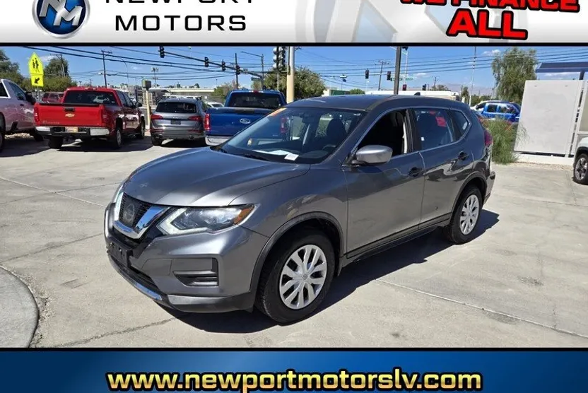 2017 Nissan Rogue S photo 1